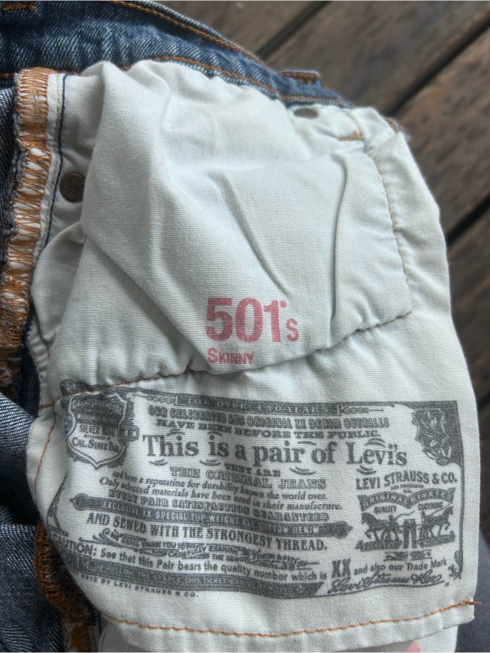 Levi's women 501s - Picture 6 of 7
